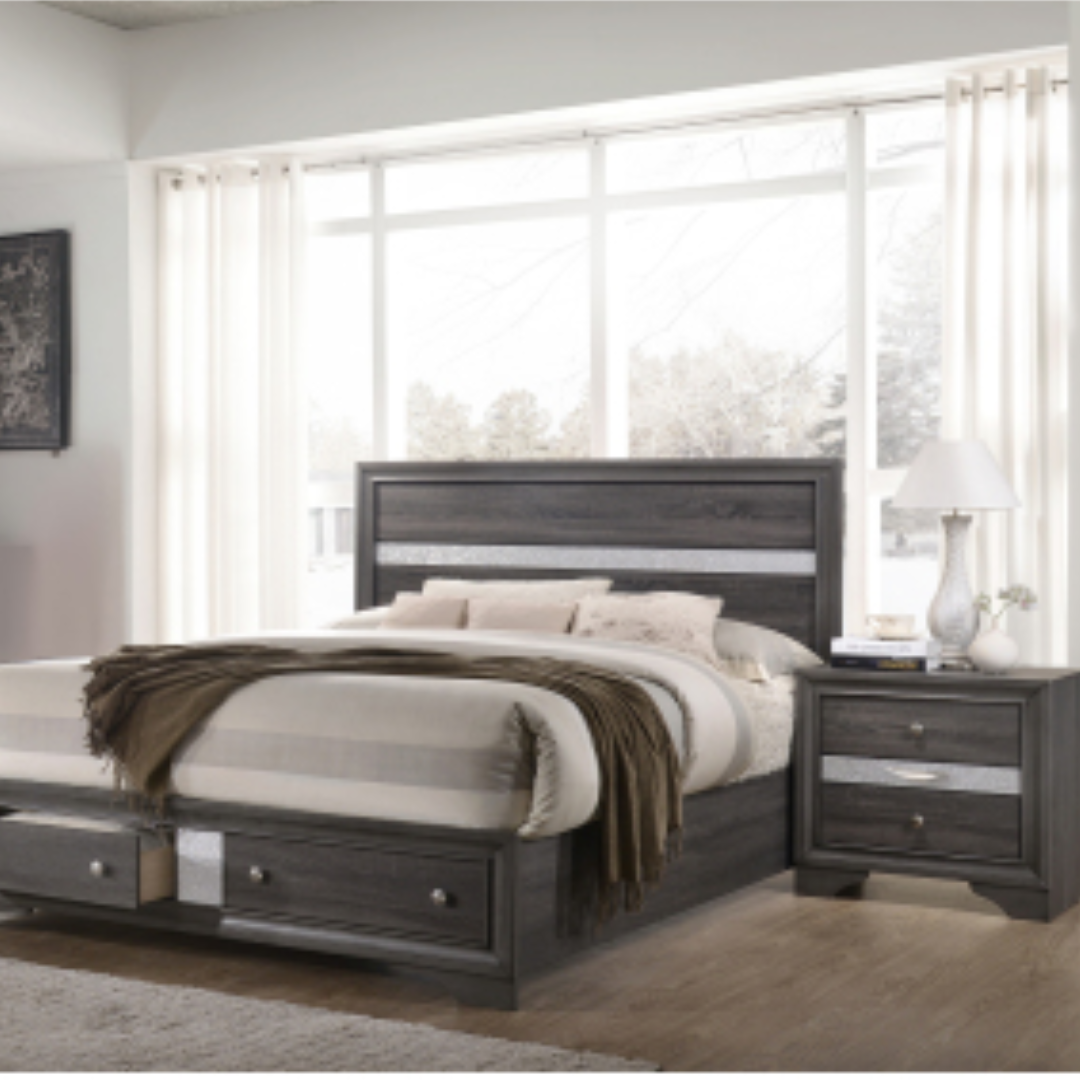 Traditional Queen 4 piece Storage Bedroom Set made with Wood in Gray
